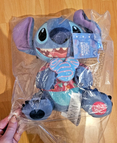 Disney store stitch attacks - disney,